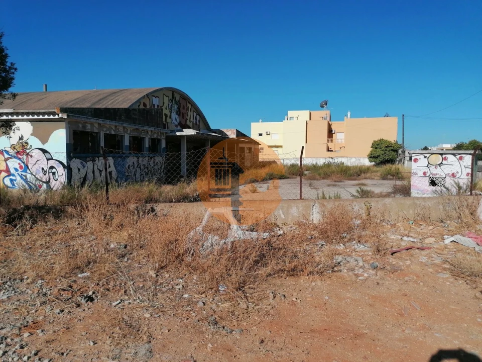 Terreno para Venda em Quelfes Foto 15