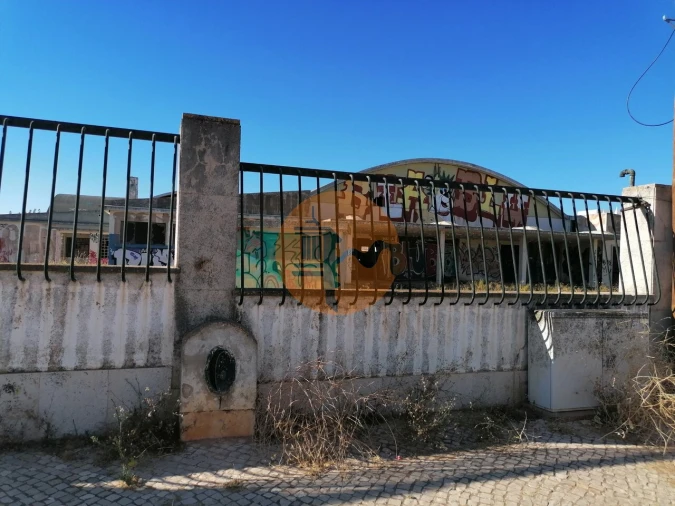 Terreno para Venda em Quelfes Foto 12