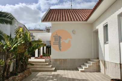 Moradia T5 para Venda em Vila Nova de Cacela