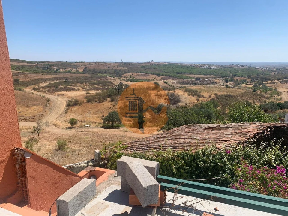 Moradia T2 para Venda em Odeleite Foto 3