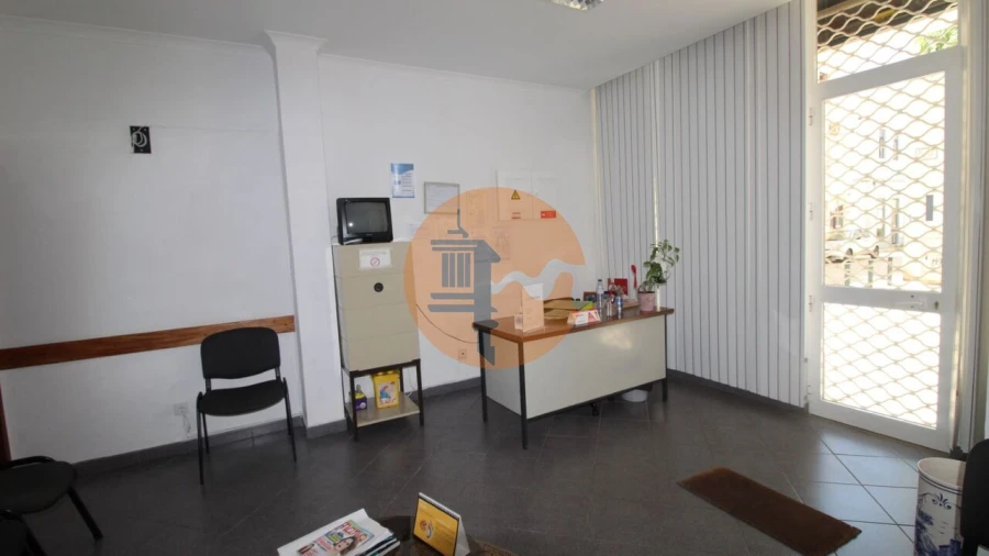 Loja para Venda em Olhão Foto 8