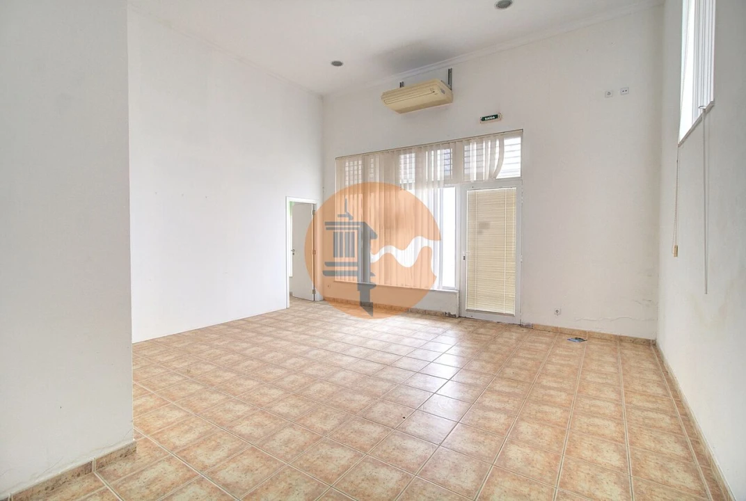 Loja para Venda em Vila Real de Santo Antonio Foto 7