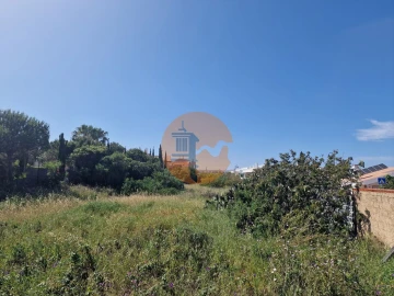 Terreno para Venda em Lagos (São Sebastião e Santa Maria)