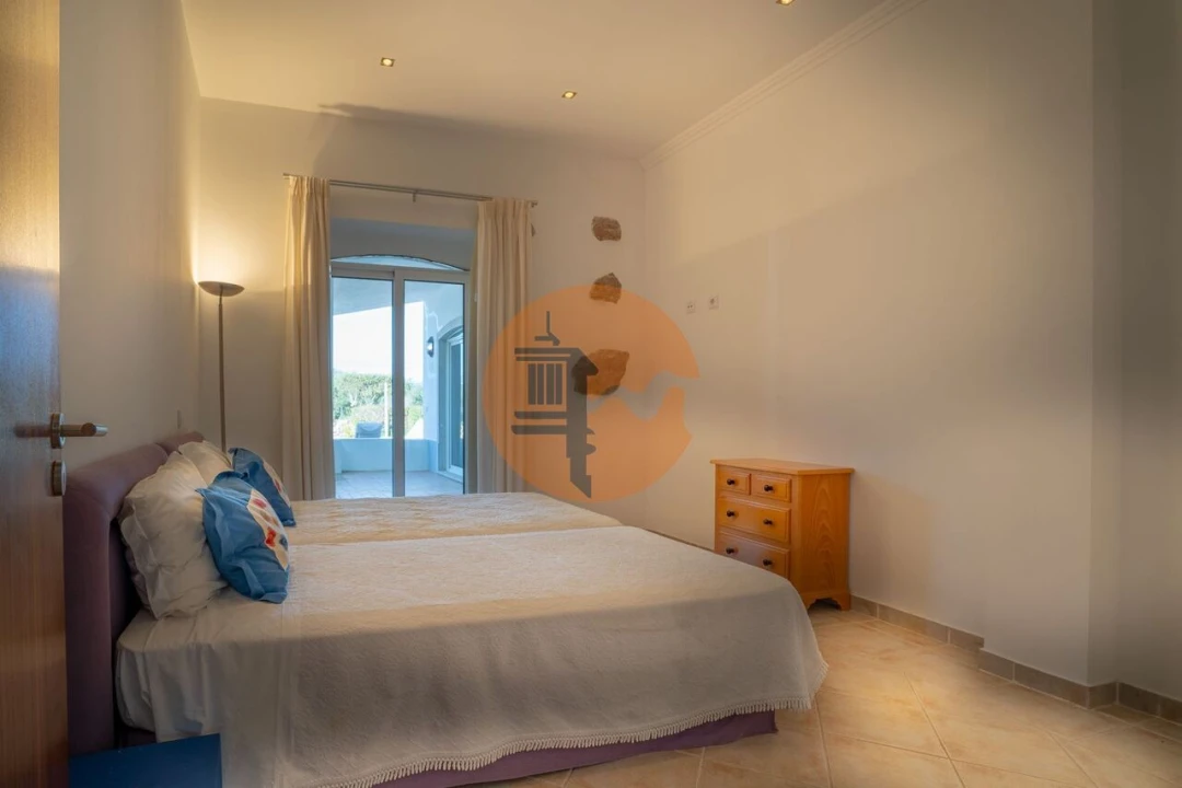 Moradia T4 para Venda em São Brás de Alportel Foto 41