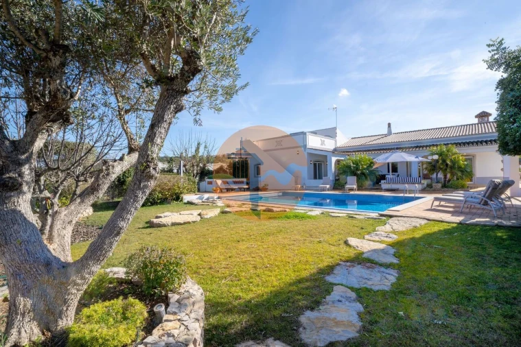 Moradia T4 para Venda em São Brás de Alportel Foto 4