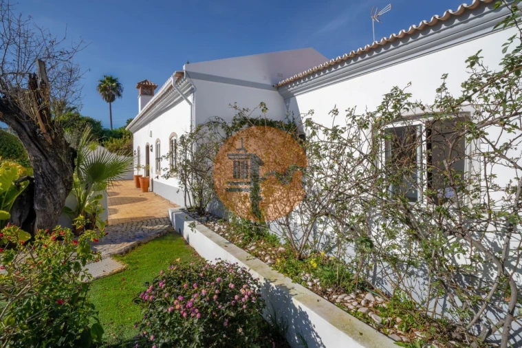 Moradia T4 para Venda em São Brás de Alportel Foto 11