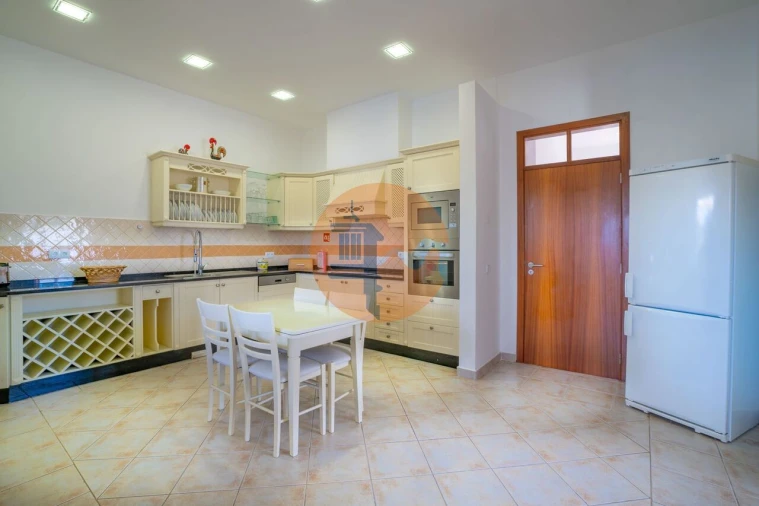 Moradia T4 para Venda em São Brás de Alportel Foto 28