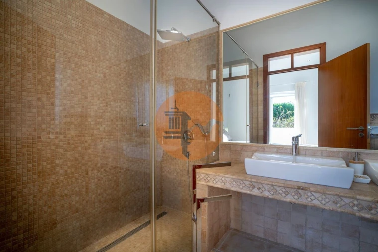 Moradia T4 para Venda em São Brás de Alportel Foto 50