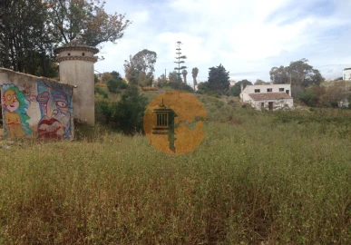 Terreno para Venda em Lagos (São Sebastião e Santa Maria)