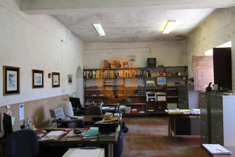 Armazém para Venda em São Brás de Alportel Foto 16