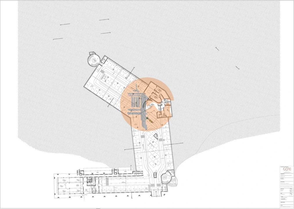 Negócio para Venda em Santa Barbara de Nexe Foto 13