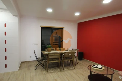 Moradia T4 para Venda em Olhão