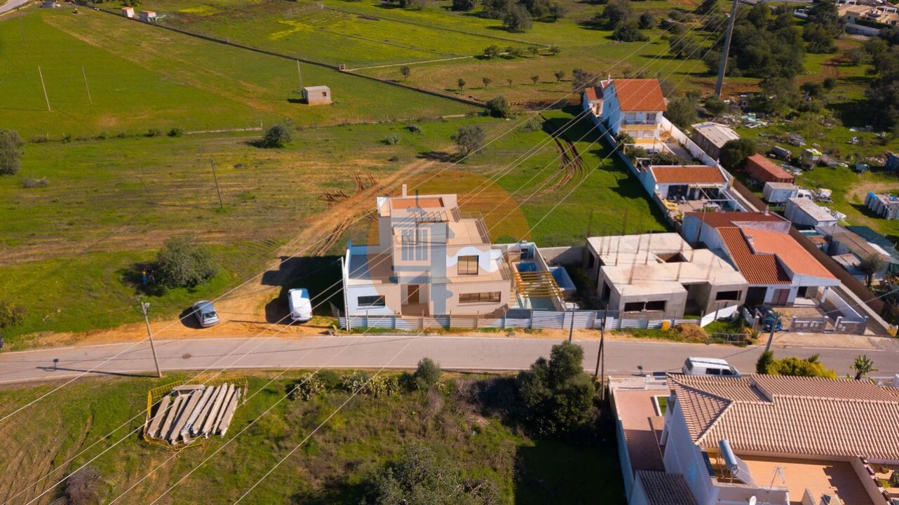 Moradia T3 para Venda em Altura Foto 5