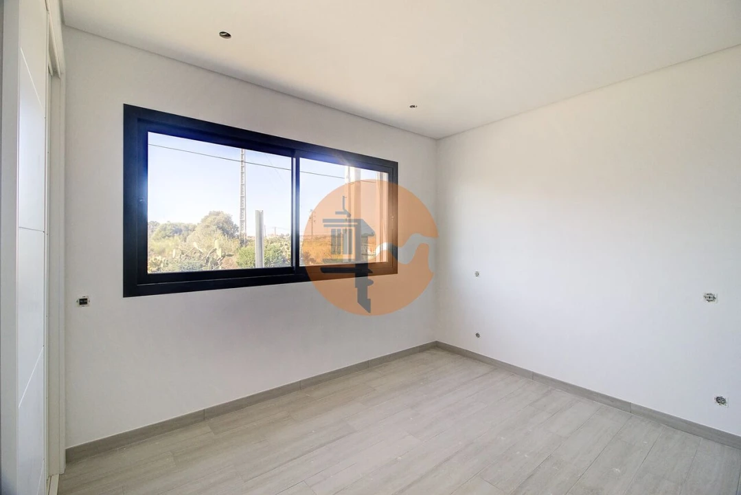 Moradia T3 para Venda em Altura Foto 16