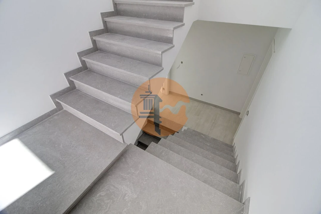 Moradia T3 para Venda em Altura Foto 24