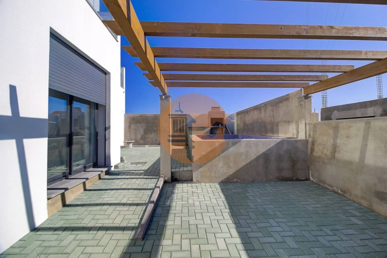 Moradia T3 para Venda em Altura Foto 10