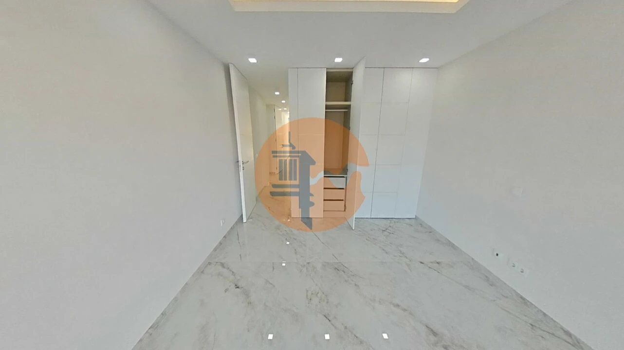 Apartamento T2 para Venda em Lagos (São Sebastião e Santa Maria) Foto 20