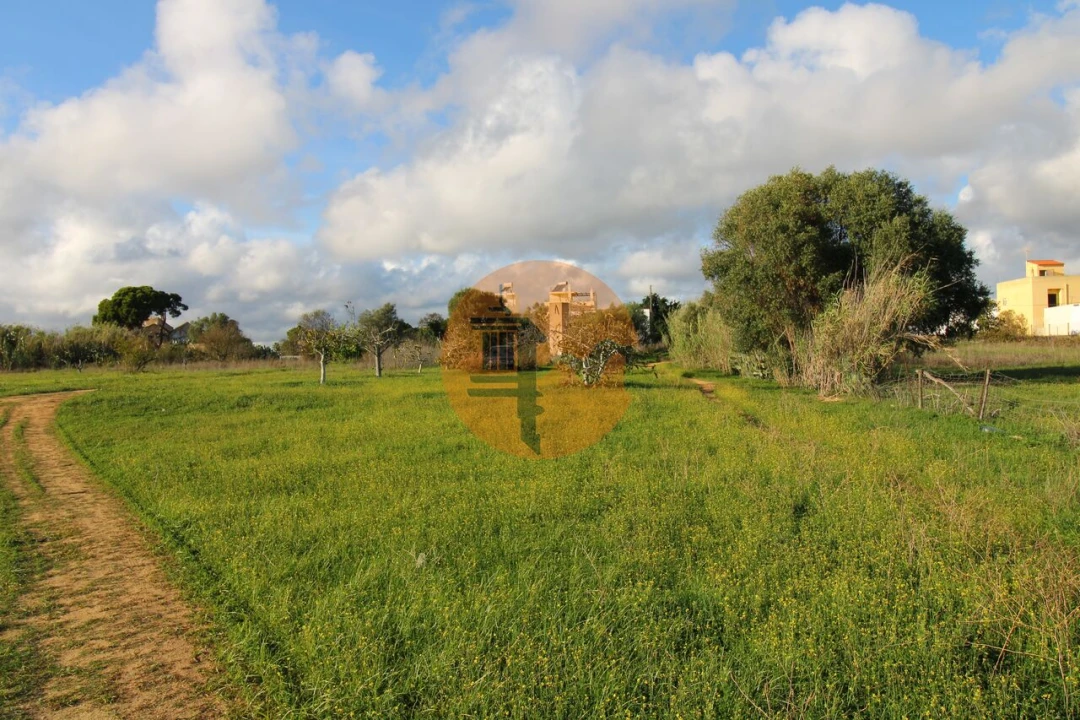 Terreno para Venda em Quelfes Foto 12