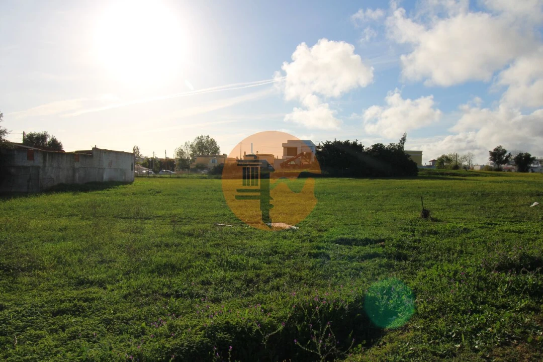 Terreno para Venda em Quelfes Foto 16