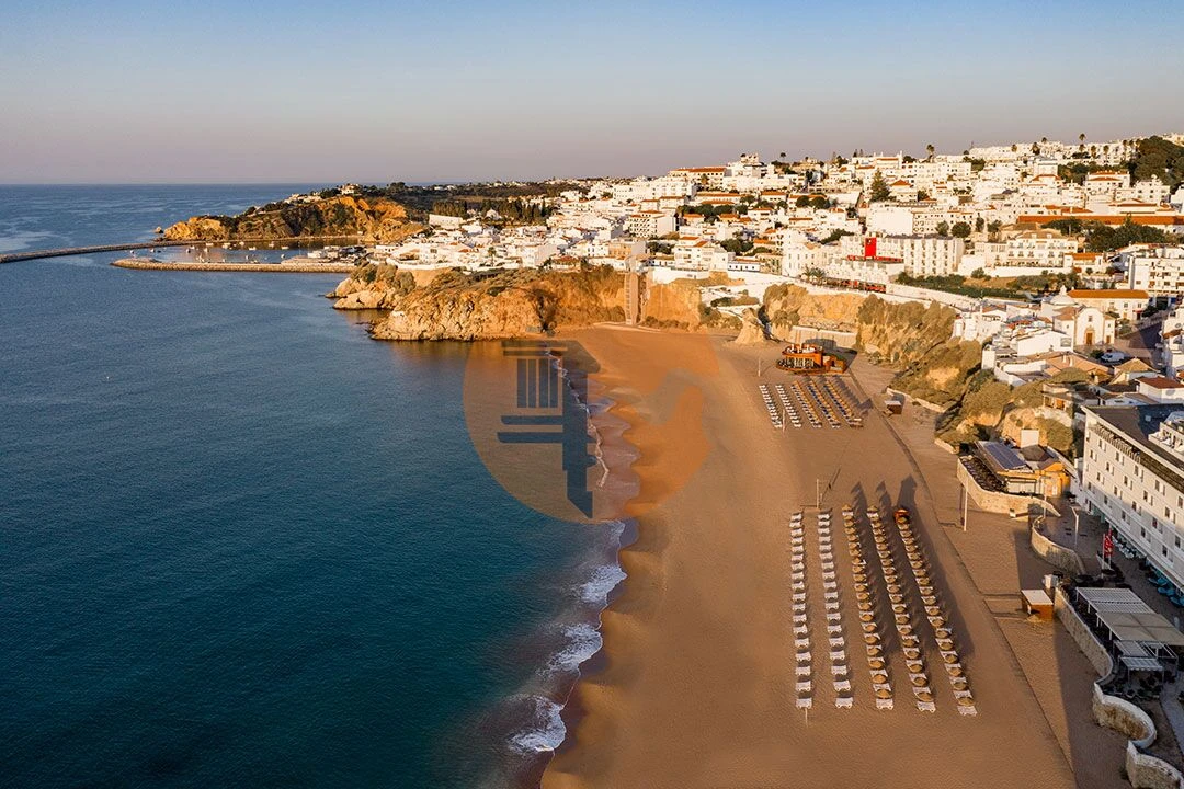 Terreno para Venda em Albufeira e Olhos de Água Foto 11