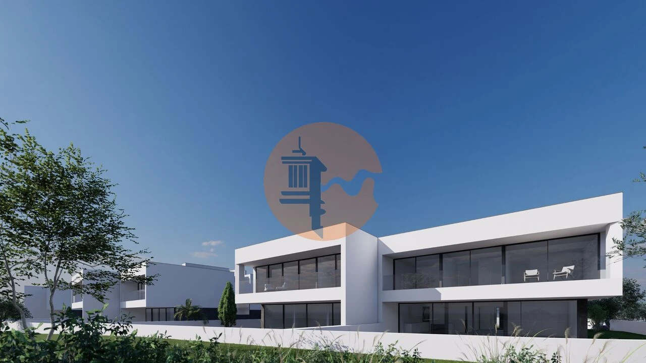 Moradia T4 para Venda em Lagos (São Sebastião e Santa Maria) Foto 5