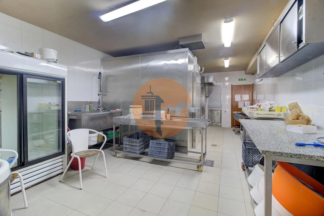 Loja para Venda em Vila Real de Santo Antonio Foto 11