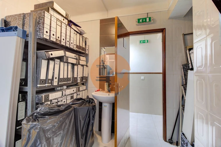 Loja para Venda em Vila Real de Santo Antonio Foto 25