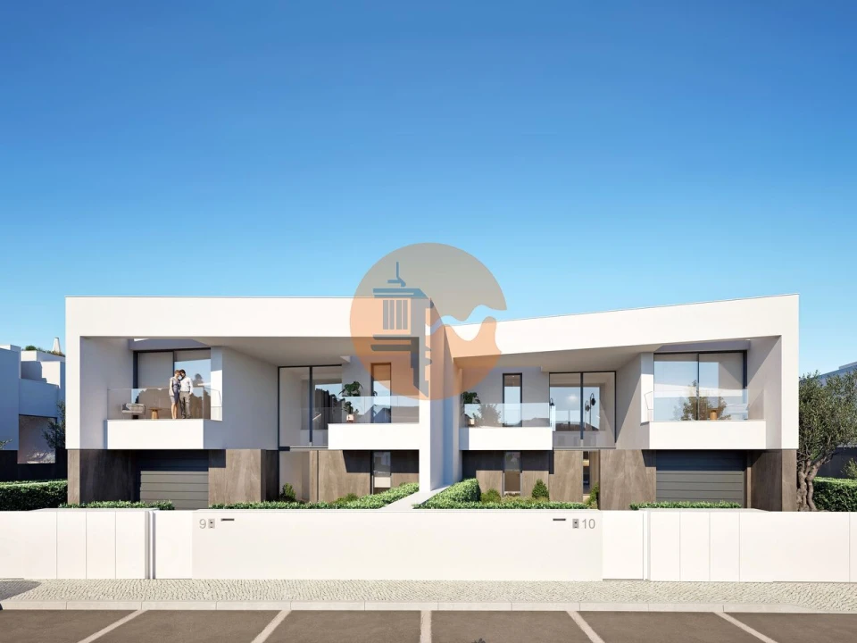 Moradia T4 para Venda em Lagos (São Sebastião e Santa Maria) Foto 7