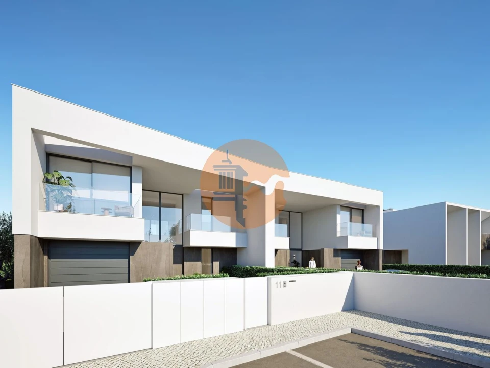 Moradia T4 para Venda em Lagos (São Sebastião e Santa Maria) Foto 9