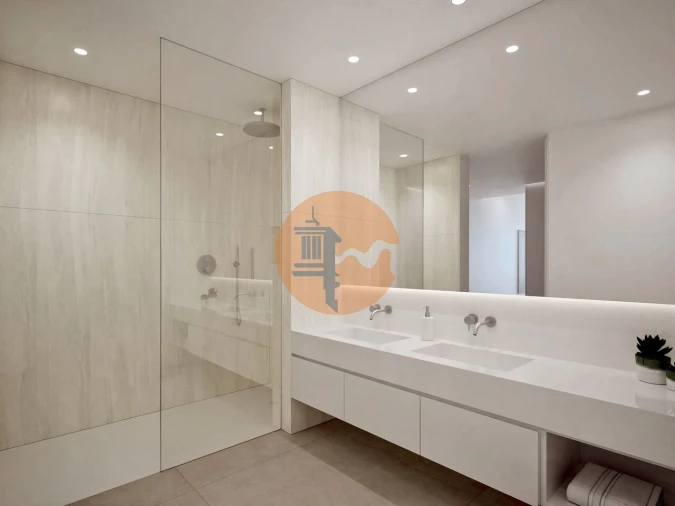 Moradia T4 para Venda em Lagos (São Sebastião e Santa Maria) Foto 14