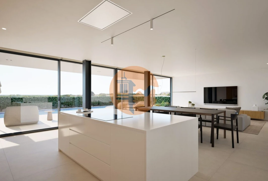 Moradia T4 para Venda em Lagos (São Sebastião e Santa Maria) Foto 22