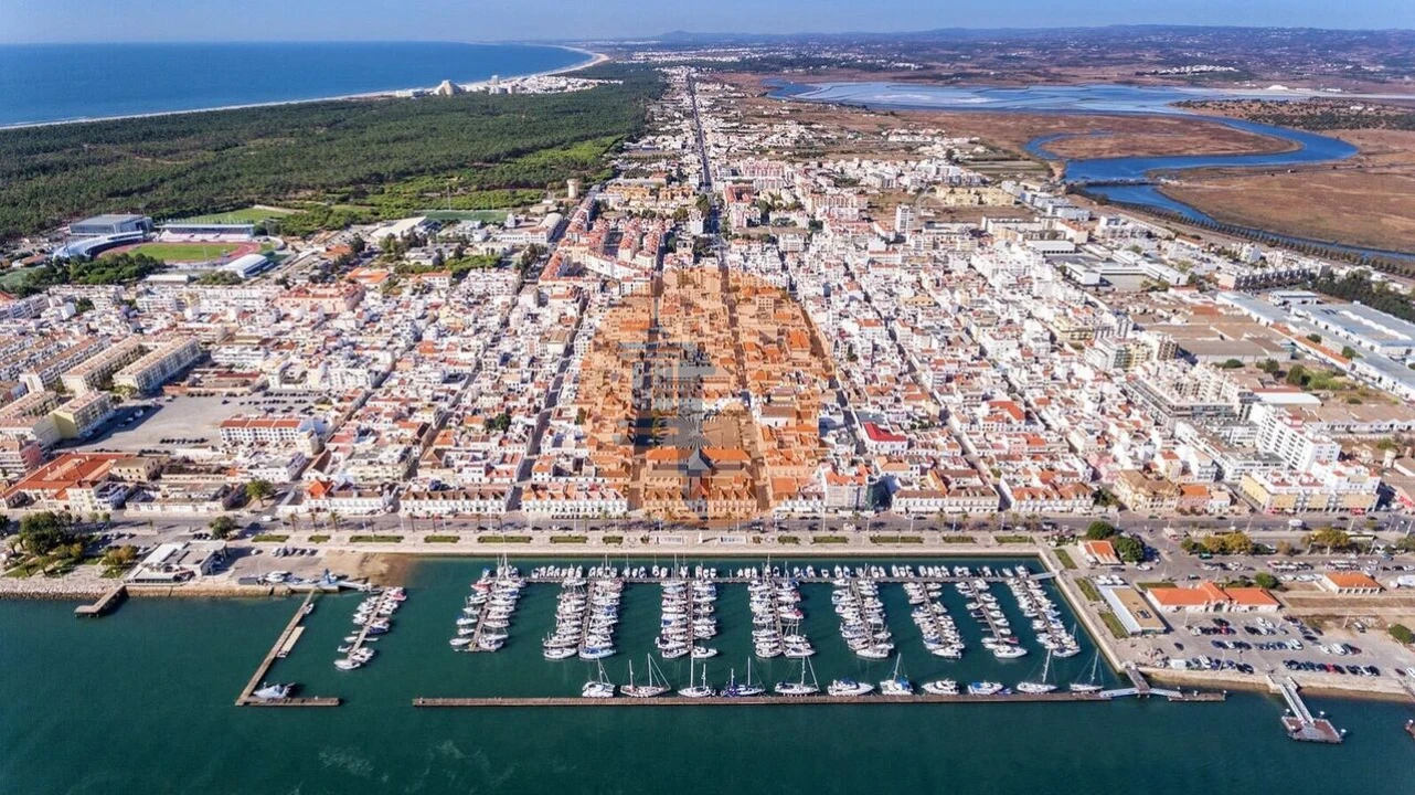Apartamento T2 para Venda em Vila Real de Santo Antonio Foto 14
