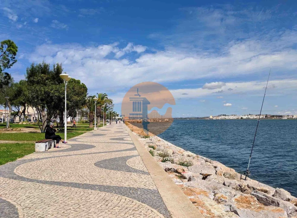 Apartamento T2 para Venda em Vila Real de Santo Antonio Foto 15