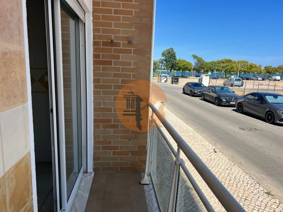 Apartamento T3 para Venda em Vila Real de Santo Antonio Foto 2