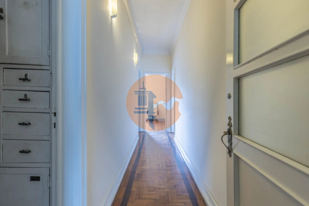 Moradia T5 para Venda em Alvalade Foto 29