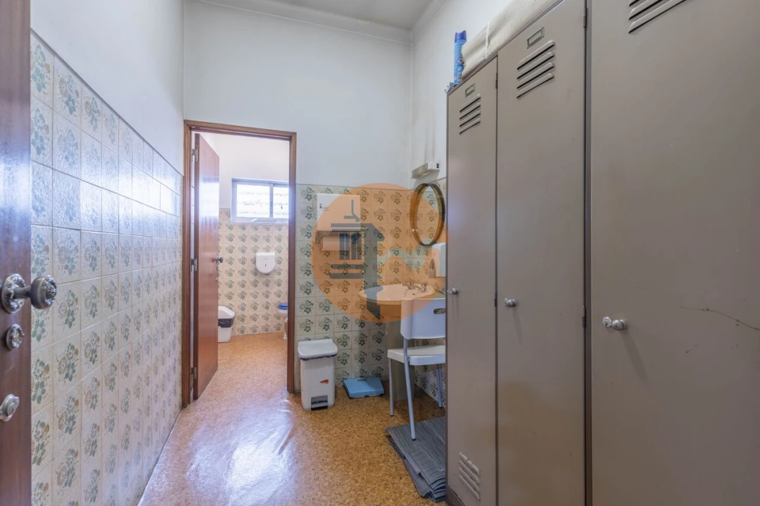 Moradia T5 para Venda em Alvalade Foto 44