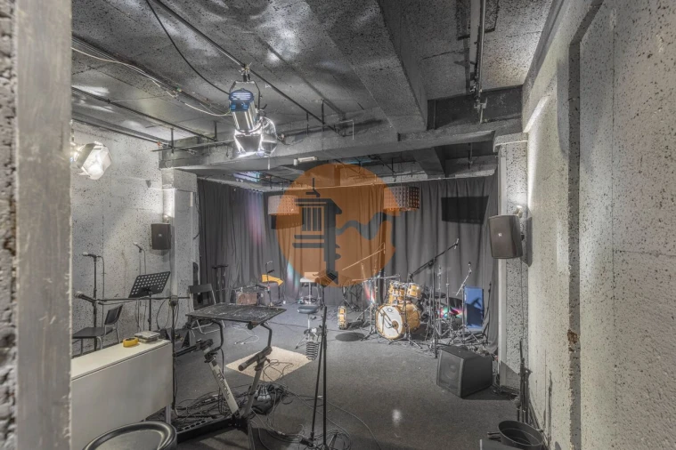 Moradia T5 para Venda em Alvalade Foto 22