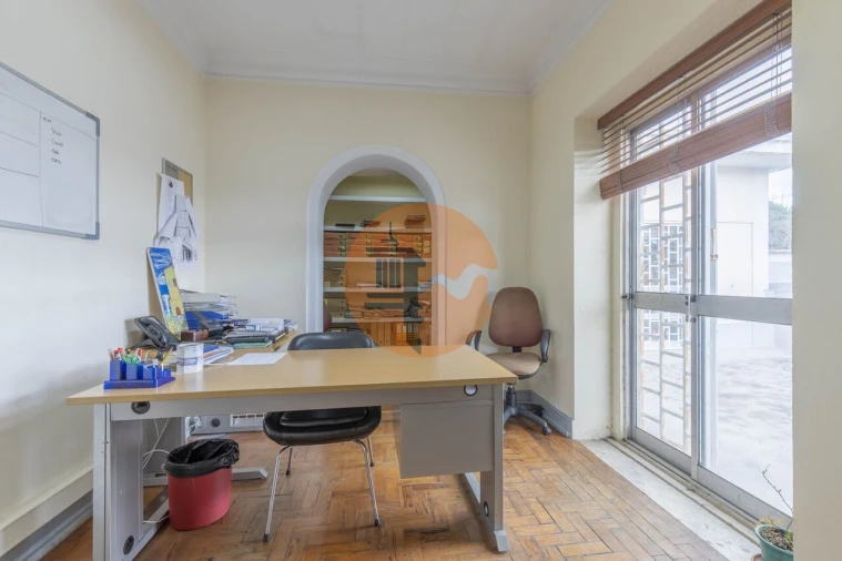 Moradia T5 para Venda em Alvalade Foto 35