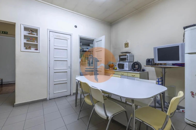 Moradia T5 para Venda em Alvalade Foto 41