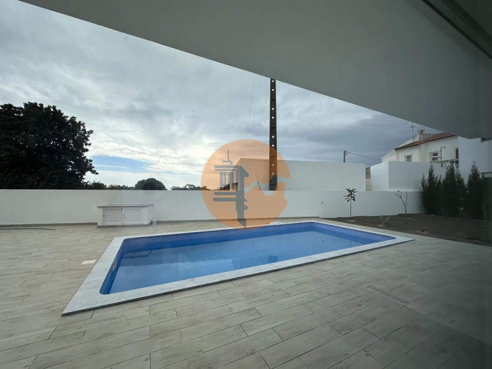 Moradia T4 para Venda em Altura Foto 16