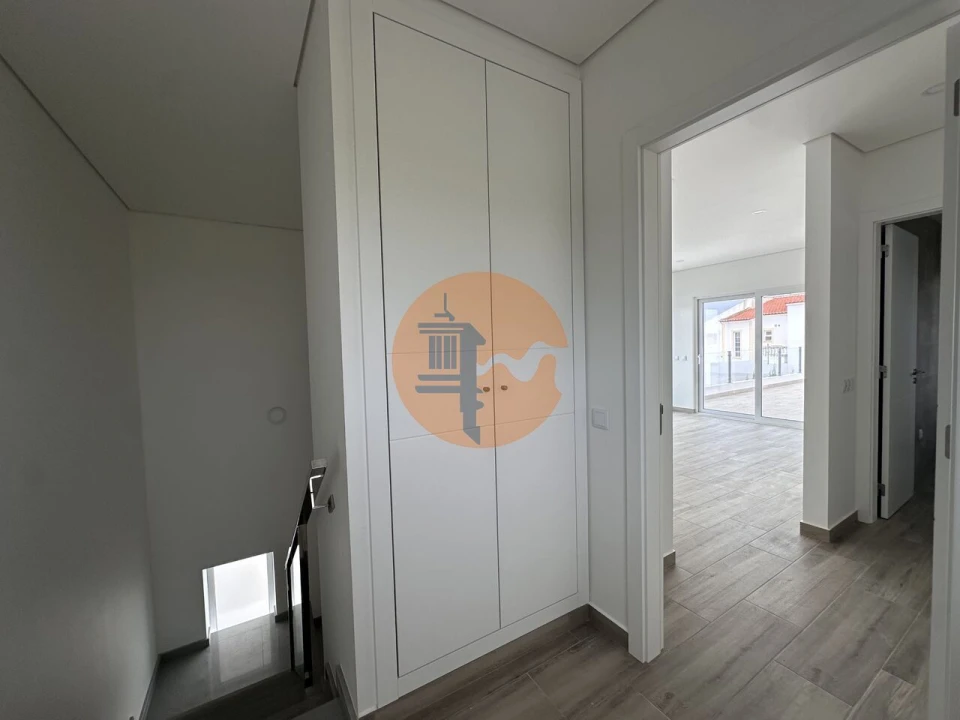 Moradia T4 para Venda em Altura Foto 25