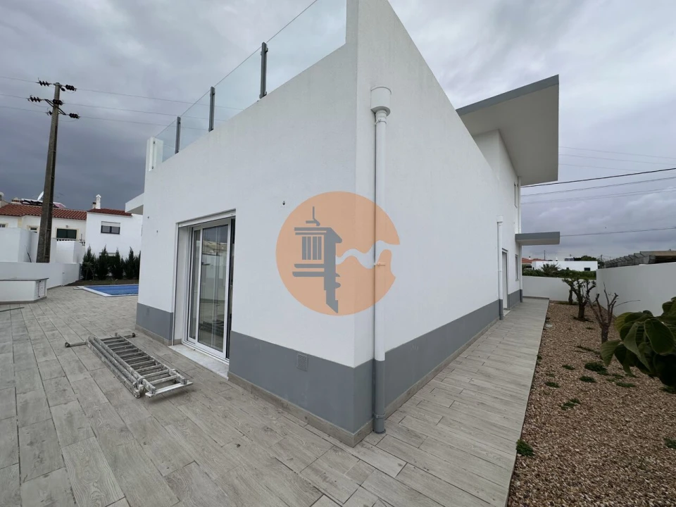 Moradia T4 para Venda em Altura Foto 53