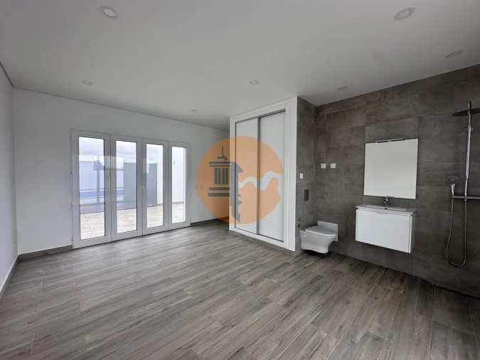 Moradia T4 para Venda em Altura Foto 21