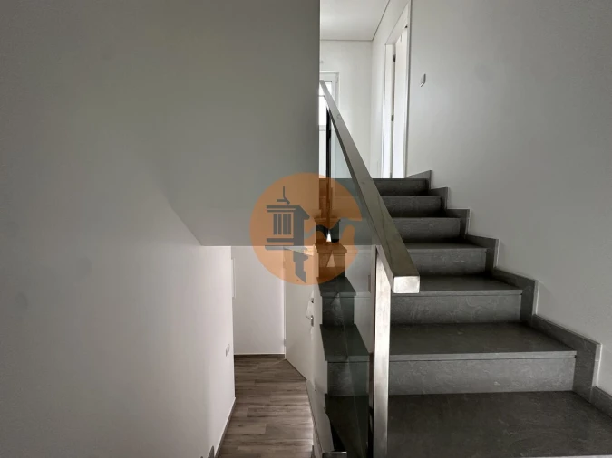 Moradia T4 para Venda em Altura Foto 23