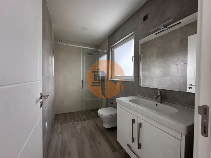 Moradia T4 para Venda em Altura Foto 28