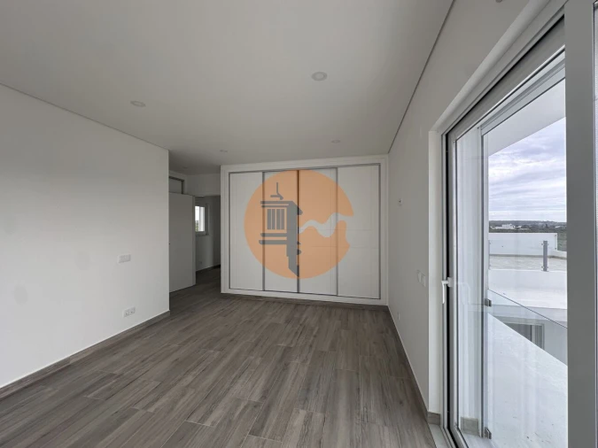 Moradia T4 para Venda em Altura Foto 29