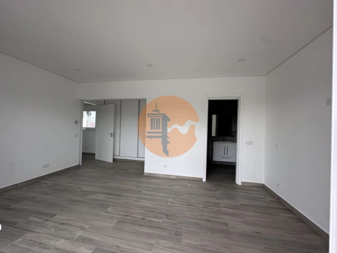 Moradia T4 para Venda em Altura Foto 41