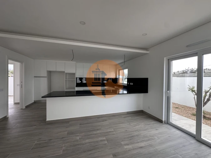 Moradia T4 para Venda em Altura Foto 48