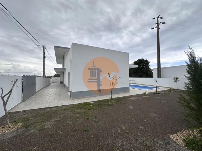 Moradia T4 para Venda em Altura Foto 59