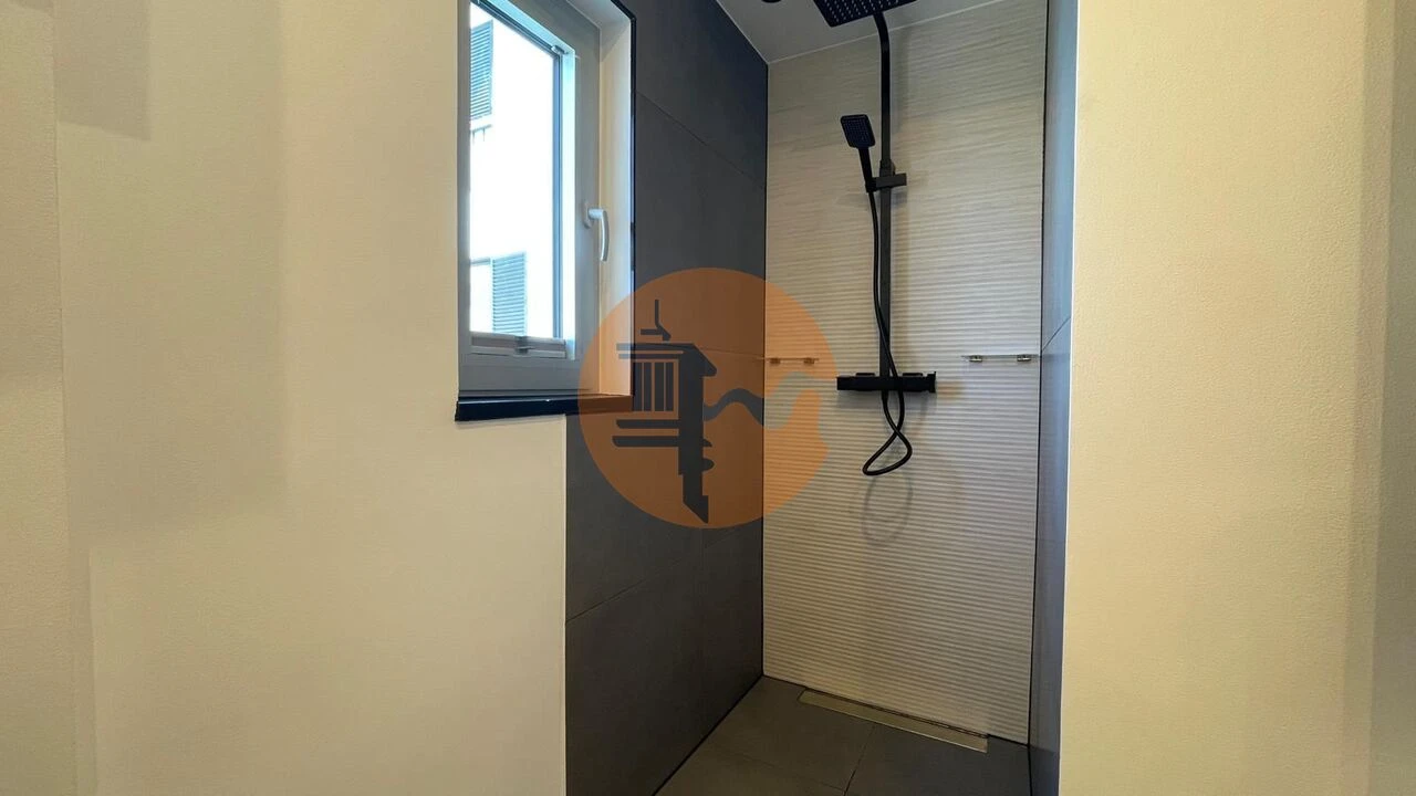 Apartamento T3 para Venda em Quarteira Foto 35